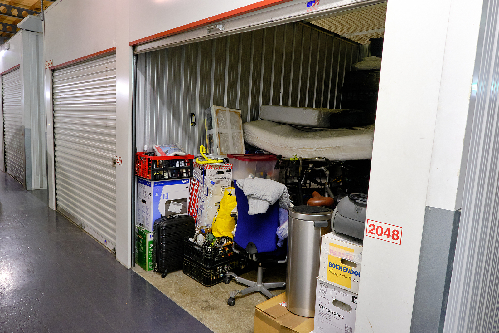 Newcastle indoor storage units 